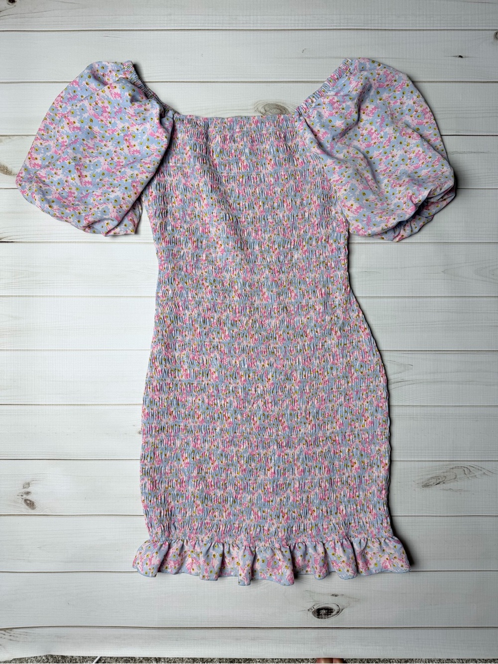 Smocked Puff-Sleeve Floral Dress in Light Pink